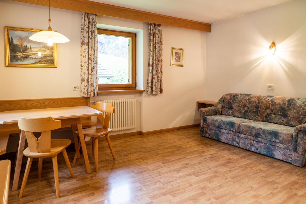 Garni Juri Bed & Breakfast La Villa  Exterior photo